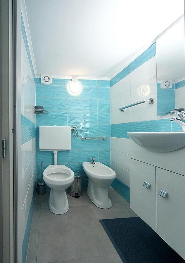 La Casa Di Helena Apartment Наполи Екстериор снимка